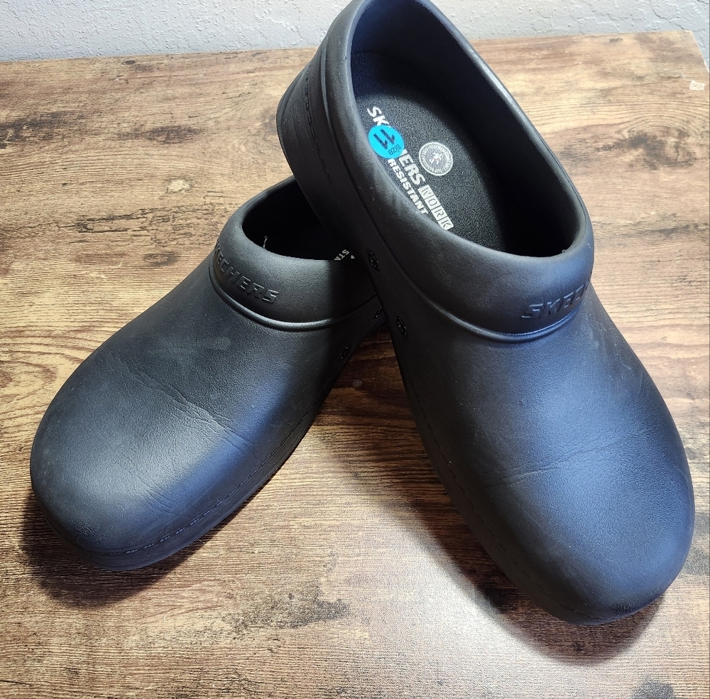 Sketchers MENS Black Slip-Resistant Work Shoes - Picture 2 of 3